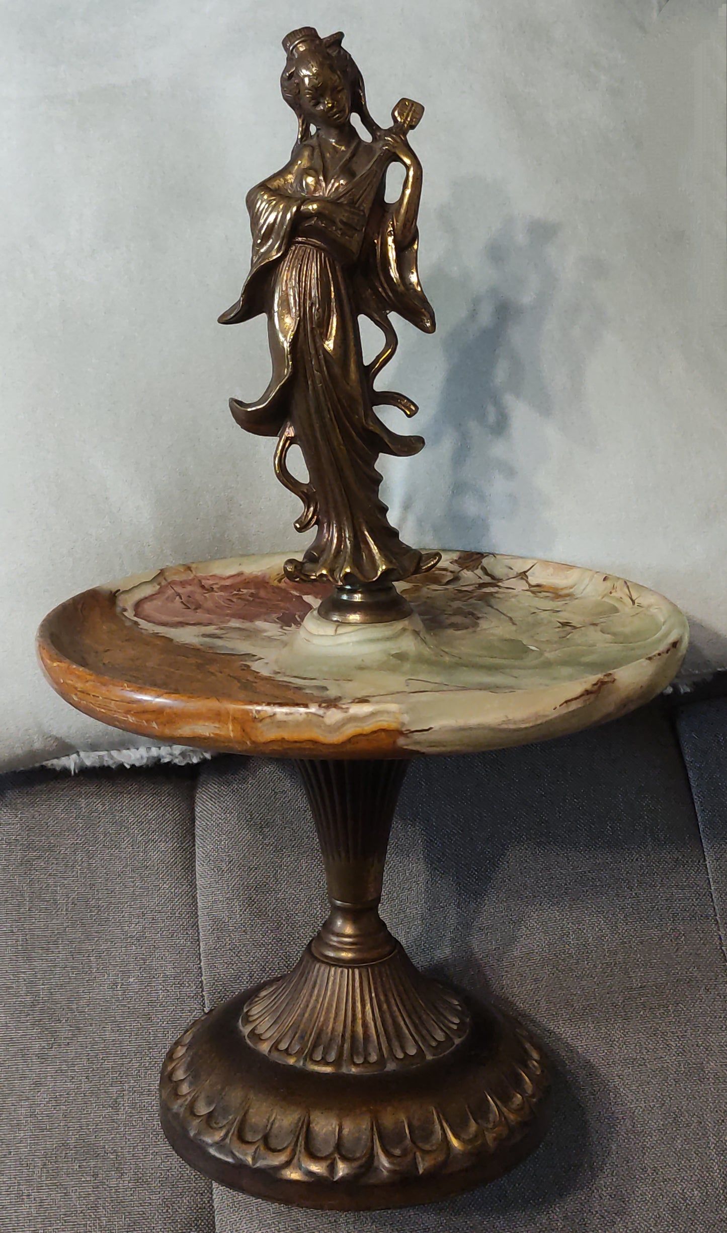 ANTICO CENTROTAVOLA IN MARMO E OTTONE CON FIGURA ORIENTALE ART NOUVEAU - VINTAGE