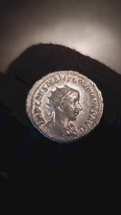 ANTONINIANO IMPERATORE GORDIANO III (238-244 D.C.) ANTICA MONETA IN ARGENTO BB+