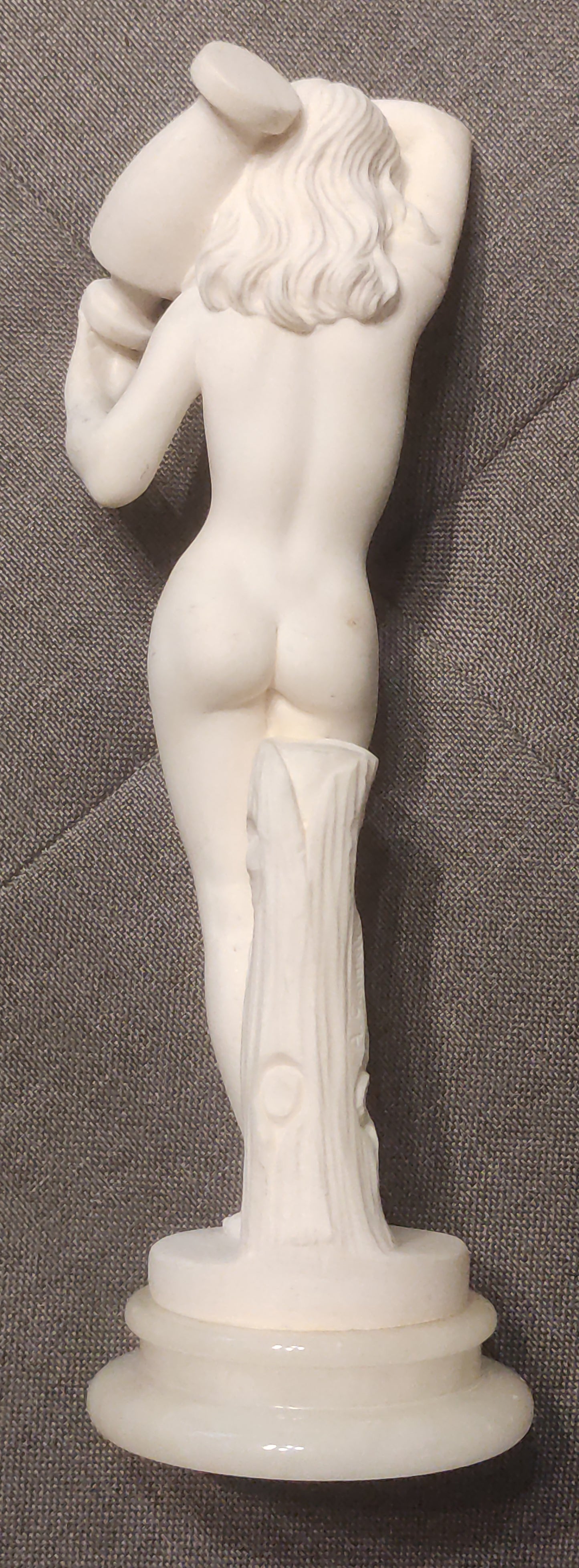 ELEGANTE STATUETTA IN GESSO STILE NEOCLASSICO - ARTE DA COLLEZIONE