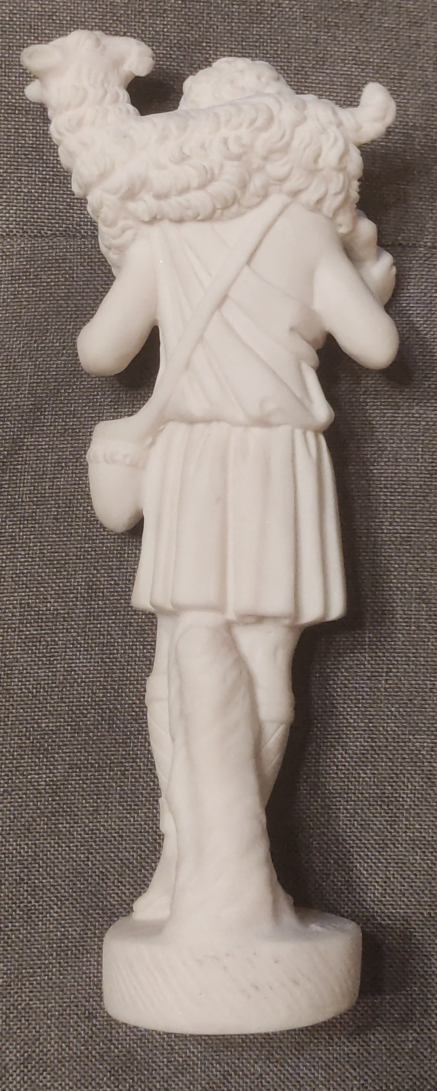 STATUETTA IN CERAMICA PASTORE CON AGNELLO - DA COLLEZIONE